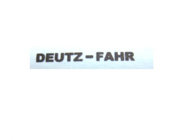 Schriftzug "Deutz-Fahr" ca. 16x1,5 mm